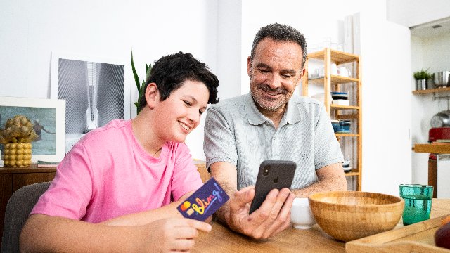 Geldkarte für Kinder Bling Card & App Geldkarte für Kinder Bling Card & App