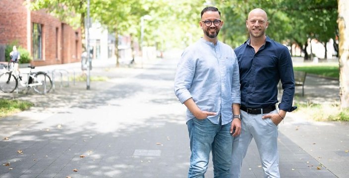 Abnehmen durch Hypnose Erfahrung - Chaker Cheniti und Winfried Wengenroth vom Hypnoseinstitut Hamburg Abnehmen durch Hypnose Erfahrung - Chaker Cheniti und Winfried Wengenroth vom Hypnoseinstitut Hamburg